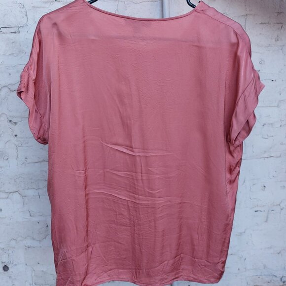 Flowy satin blouse - Picture 2 of 2